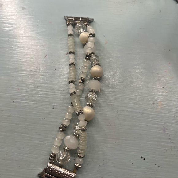 Apple Watch band// beaded//almost new//elevates an outfit with functionality - Picture 2 of 2